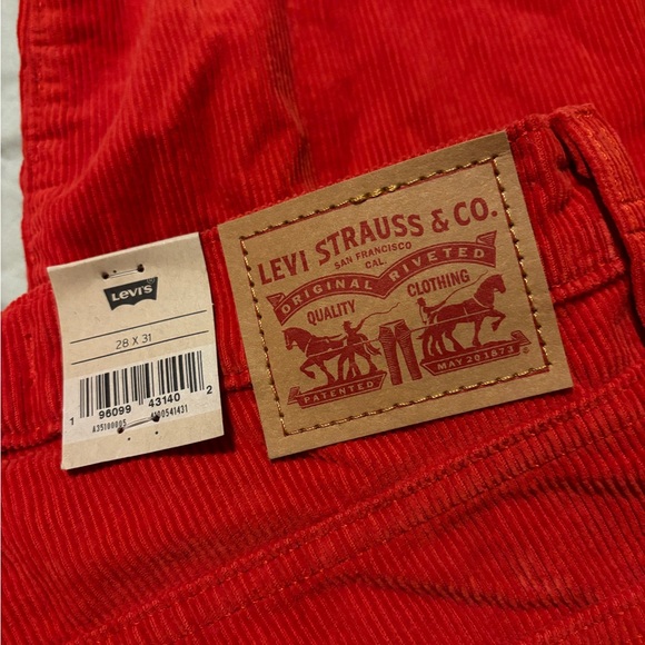 NWT Levi’s ‘94 Baggy Red Corduroy Womens Jeans - Picture 6 of 12